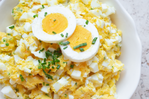 Vajíčková pomazánka: Chutná snídaně, svačina či večeře