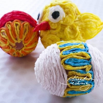 Easter eggs decorating for kids: Easter chicken