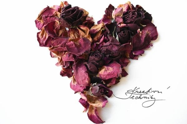 Valentines roses decor: table decorations