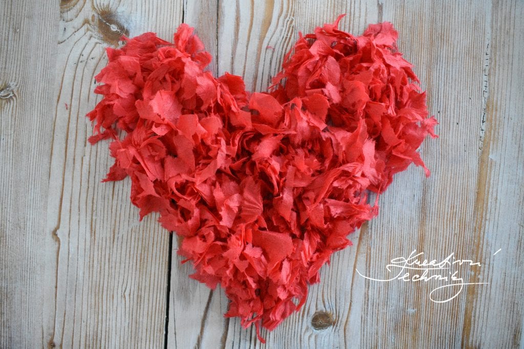 Valentines day crafts. Valentines day decorations. Valentines day ideas. Valentines day diy. Valentines day diy creative. 