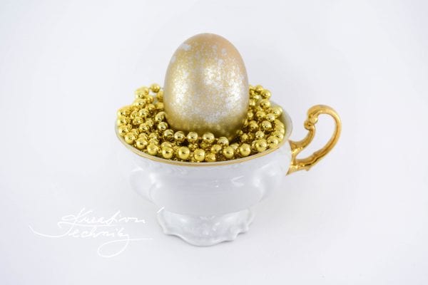 Zdobení velikonočních vajíček: návod jak vajíčka obarvit rychle a originálně