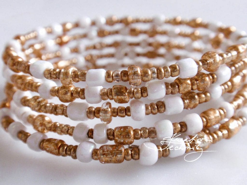 Minimalist Seed Bead Bracelet - Jewellery Making Tutorial, beadsdirect.co.uk