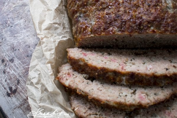 Homemade meatloaf: recipe of minced meat