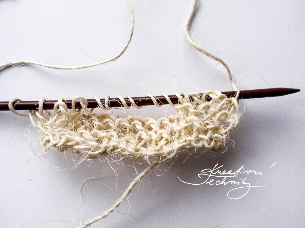 Knitting patterns for beginner. Knitting step by step tutorial. Sisal DIY. Sisal crafts.