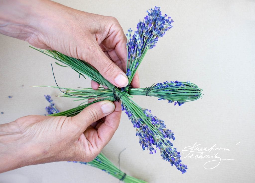 Lavender products, production of angels, how to make original decorations from lavender, DIY instructions, tutorial, Lavender crafts ideas