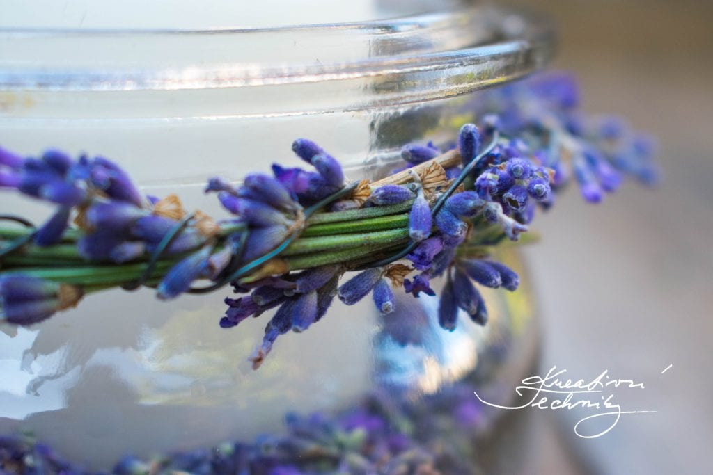 Lanterns from jars,  mason jar, lavender decorations, upcycles, DIY creation, tutorials, inspiration ideas, Lavender wreath