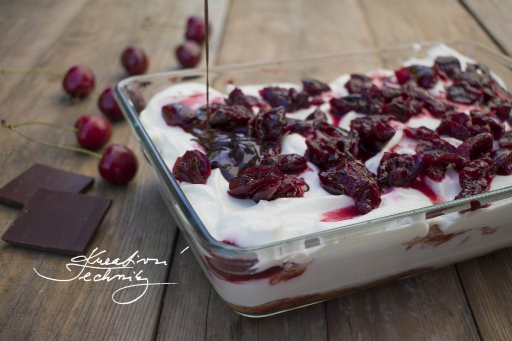 we drizzle the finished cake with the cherry juice and chocolate glazei