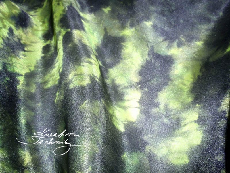 Jak batikovat? Batikovaná hedvábná šála. Shibori, batika, barvení látek, barvení hedvábí. DIY návody, nápady, inspirace