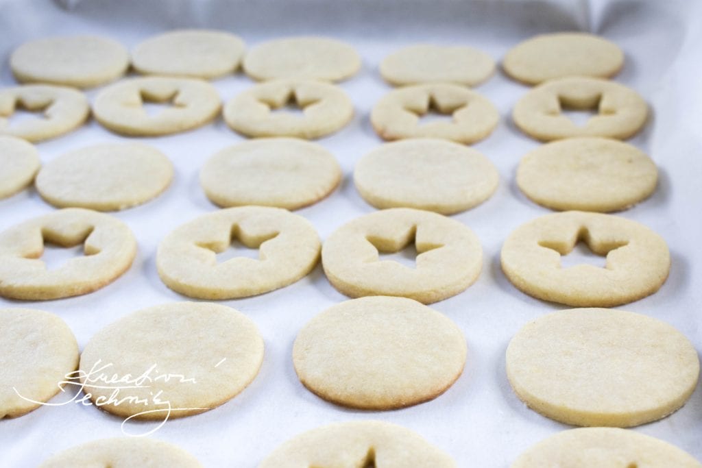 Linzer Cookie Dough Recipe. Easy Linzer Dough. Linzer Dough DIY. Christmas DIY. Linzer Dough. Linzer Dough Recipe. Linzer Recipe. Christmas Cookies. Linzer Cookies. Linzer Cookie Dough.