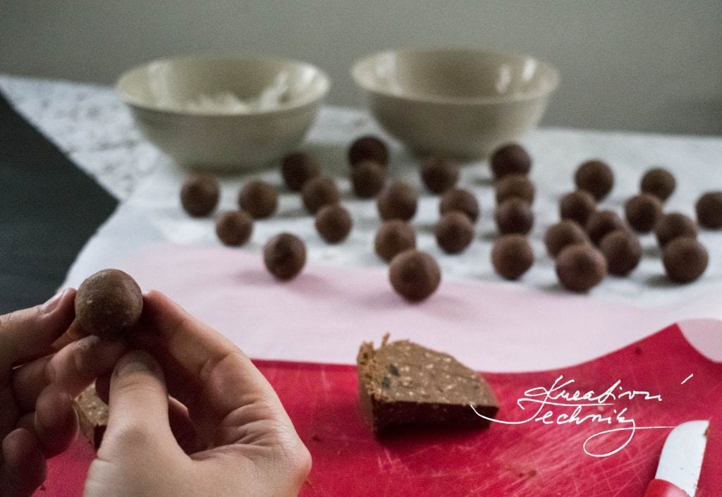 Coconut rum balls. Rum balls. Rum balls recipe. Rum balls no bake. Christmas cookies ideas recipes. Christmas cookies. Rum balls christmas. Christmas cookies recipes. Christmas cookies best. Czech Beehive Cookies. Christmas cookies homemade. Czech christmas cookies. No bake christmas cookies. Christmas recipes. Classic christmas recipes. Classic rum balls. Christmas cookies no bake. Rum balls easy. Cristmas cookies ideas. 