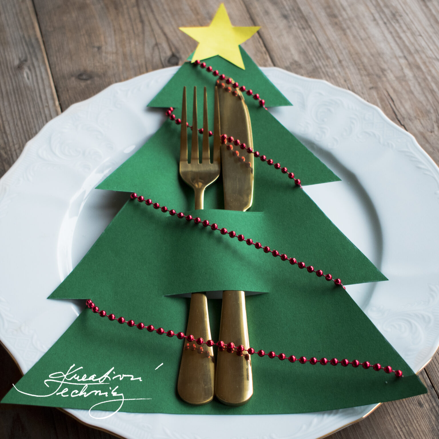 velikono-n-girlanda-z-pap-ru-v-roba-dekorace-kreativn-techniky