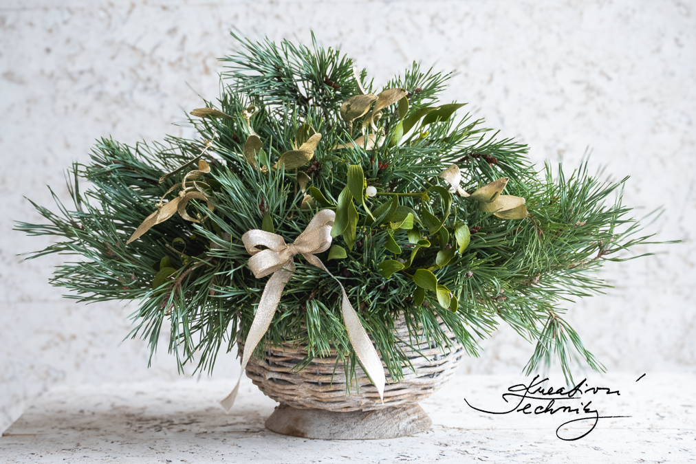 Vánoční dekorace na hrob. Vánoční dekorace na hroby. Návod. Vánoční výzdoba na hřbitov. Vánoce. Na Vánoce. Dušičkové dekorace. Dekorace na dušičky. Dekorace na hroby na Vánoce. Vánoční vazba na hrob inspirace. Dušičky. Vánoční dekorace na hřbitov. Vánoční dekorace hrobu. Dekorace na hrob. Výroba vánoční dekorace na hroby. Výzdoba hrobu na Vánoce. Vánoční výzdoba na hrob. Vánoční kytice na hrob. Zimní dekorace na hřbitov. Dekorace na hřbitov.